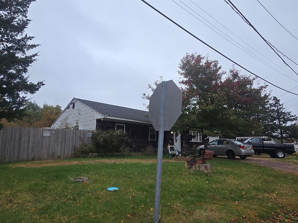 2nd image of 21 Astoria Road