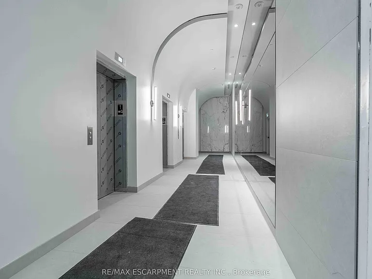 2075 Lakeshore Rd #416 — Photo 33