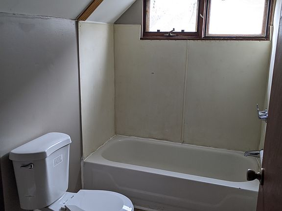 3rd image of 2163 S Delaware St #387587