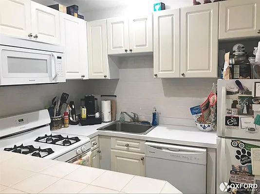 Rented by Oxford Property Group | media 33