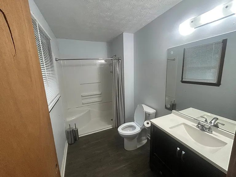 198 Fairfield Cir — Photo 14