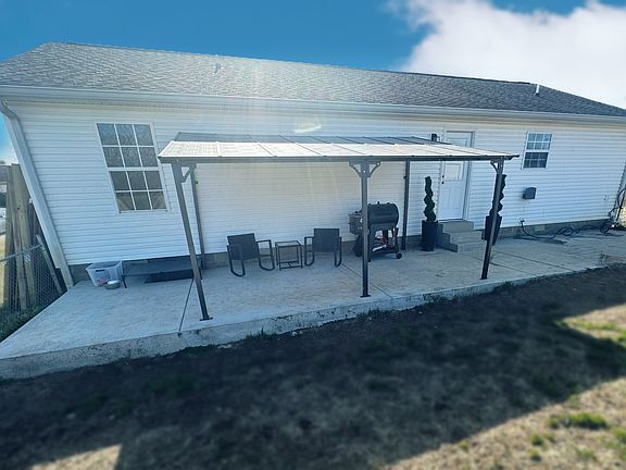 3rd image of 20 Hethcoat Dr