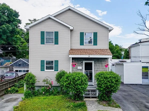 28 Woodland St, Lawrence, MA 01841