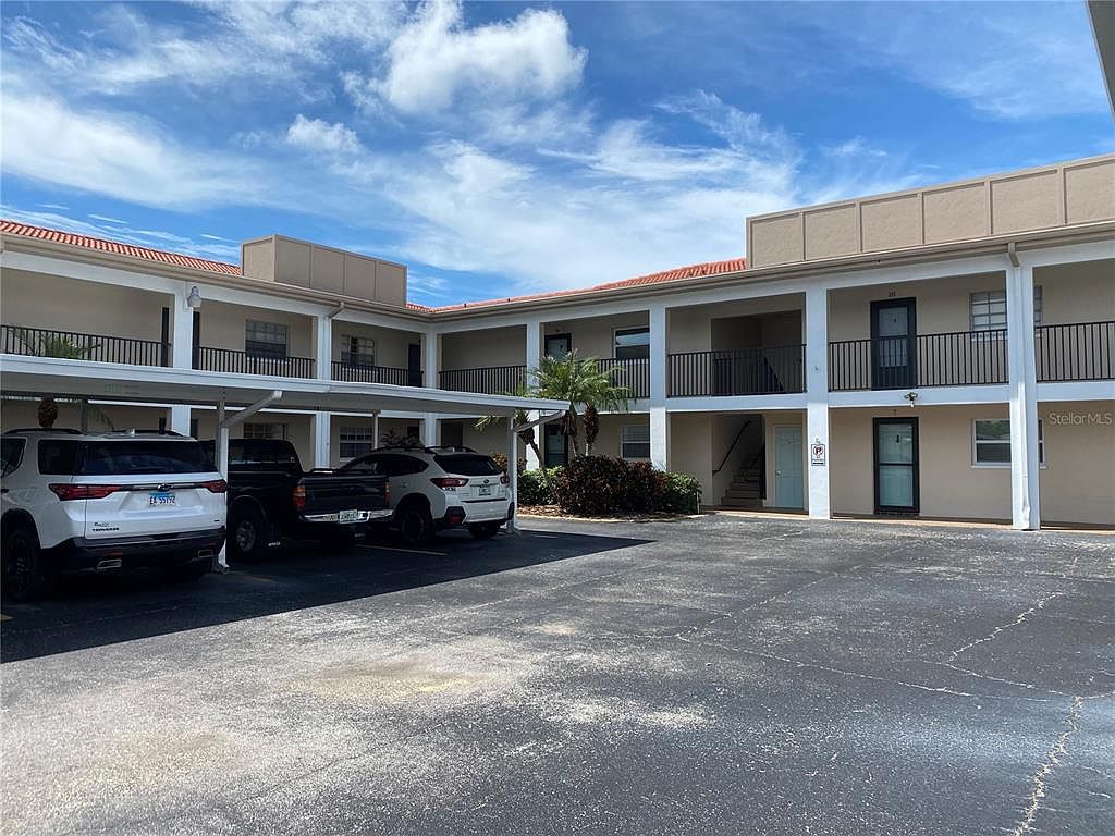 10350 Imperial Point Dr W APT 18, Largo, FL 33774 Zillow