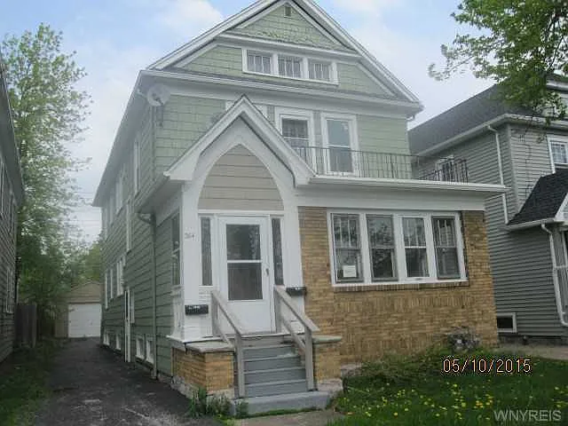 384 Taunton Pl photo 1
