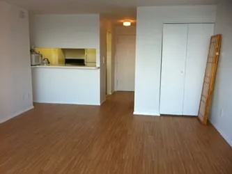 Rented by Reliance Realty of Manhattan Corp