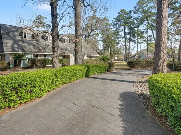 1431 Walnut Ln, Humble, TX 77339