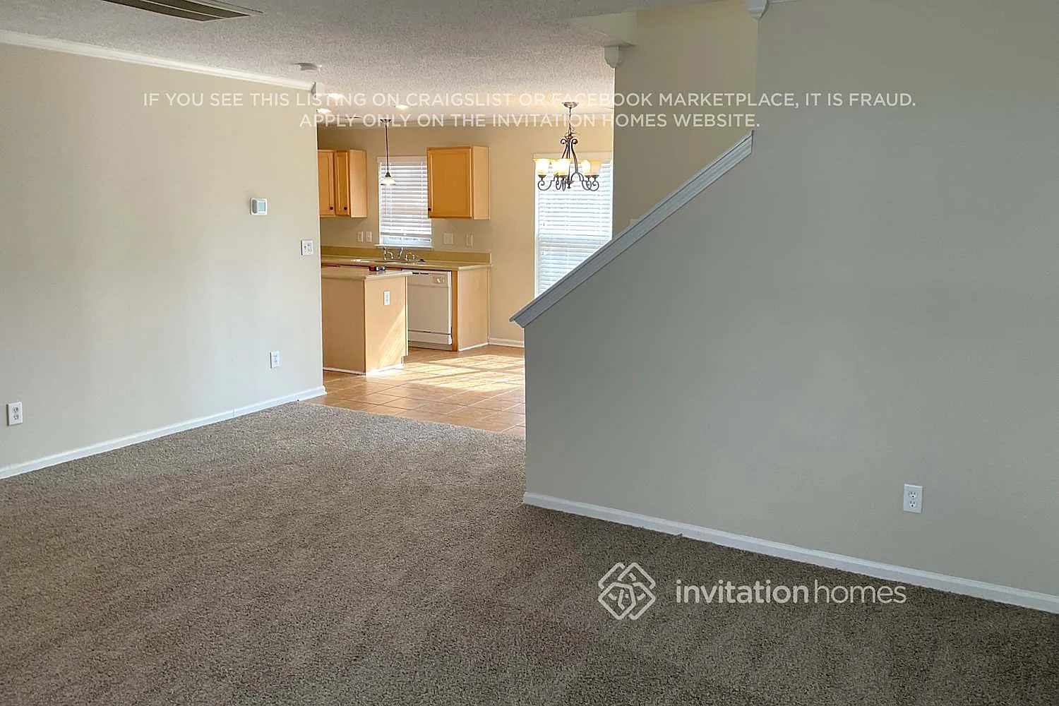 1320 Harland St Charlotte, NC 28216 — Photo 3