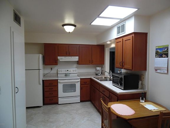 5th image of 13610 N 110th Ave