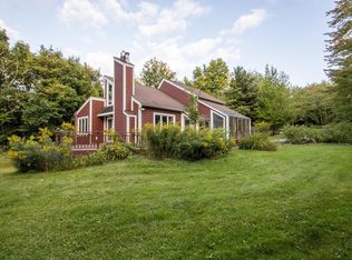 695 Oak Knoll Rd, Williston, VT 05495