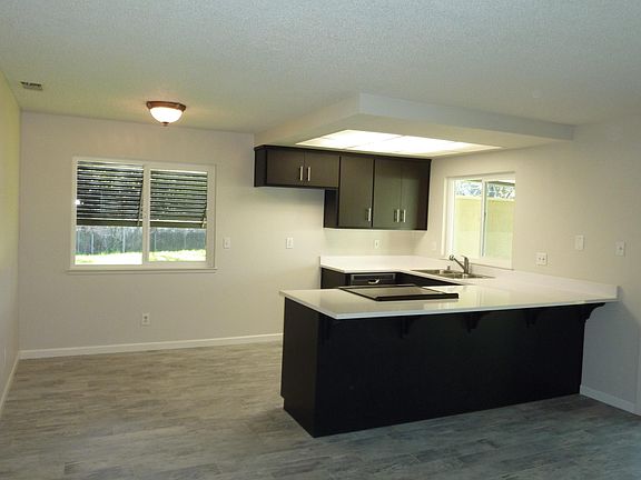 New kitchen with all new appliances... W/Kitchen nook