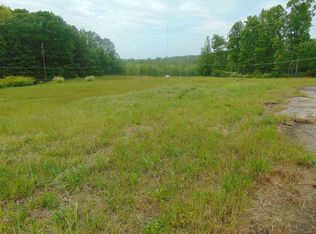 2504 Old Decaturville Rd, Parsons, TN 38363