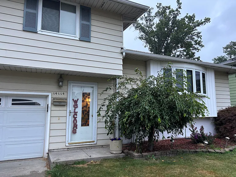 Starlite Dr — Photo 1