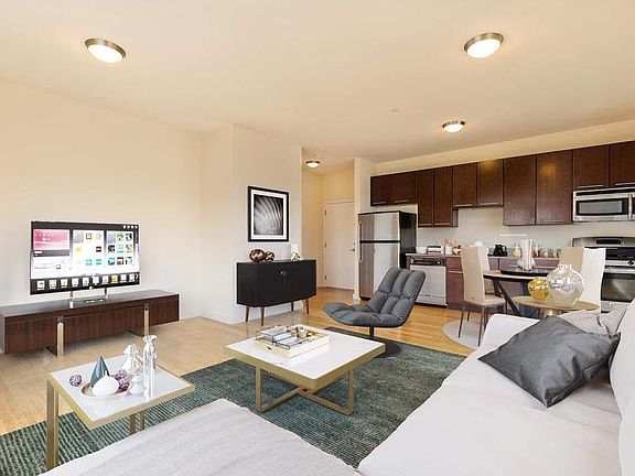 4th image of 197 Academy St APT 604