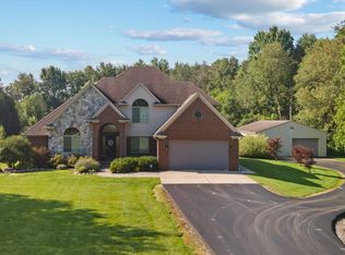 5233 Belle River Rd, China, MI 48054