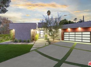 11207 Laurie Dr, Studio City, CA 91604