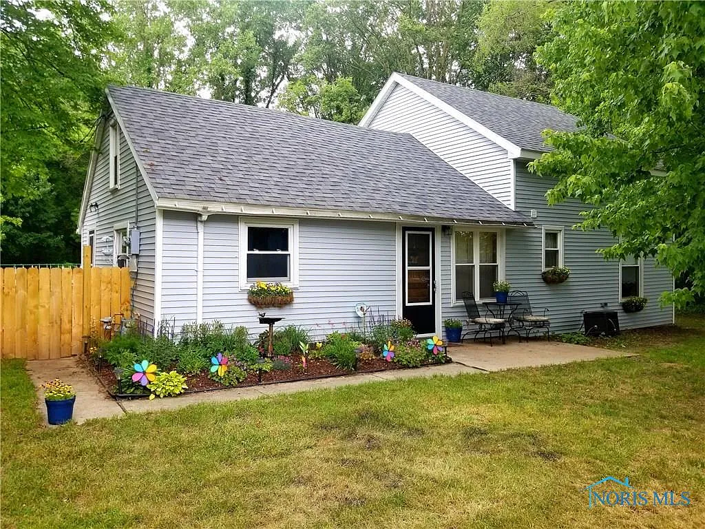 2144 S Berkey Southern Rd photo 1