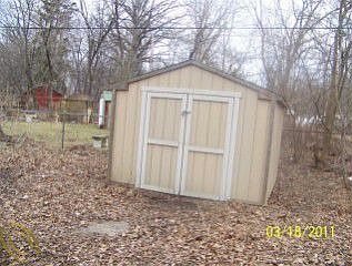 3rd image of 15866 Greydale St