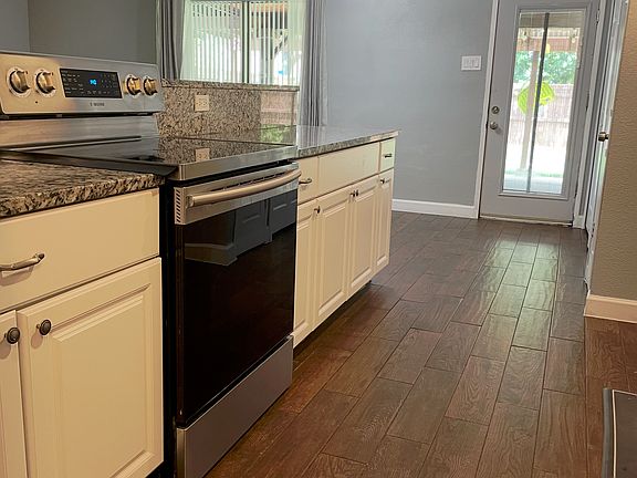 3rd image of 7145 Newcastle Pl