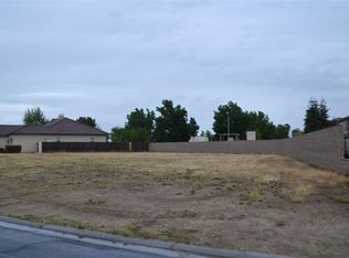 8120 Lakeshore Dr, Chowchilla, CA
