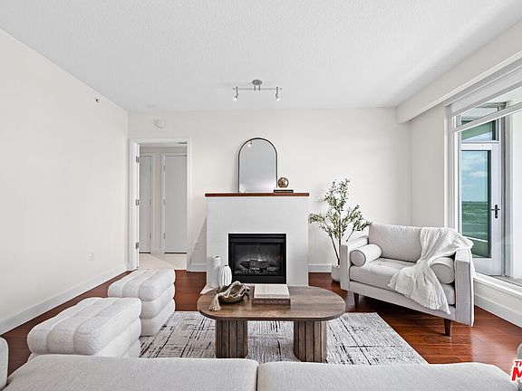 3rd image of 3141 Michelson Dr Unit 1506