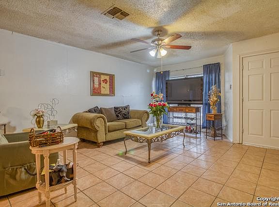 3rd image of 5606 Ocean Side St