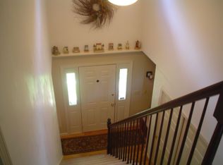 93 Franklin Rd, Scituate, RI 02825