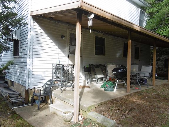 3rd image of 417 Paoli Ave #413A