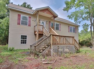 143 Simpson Rd, Barco, NC 27917