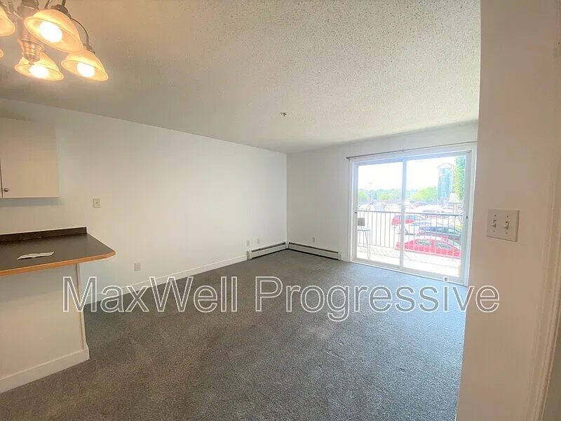1 bed, 1.0 bath, 750 sqft, $1,195 — Photo 2