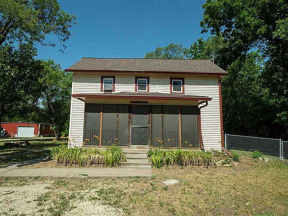 5th image of 11411 N Woodlawn St