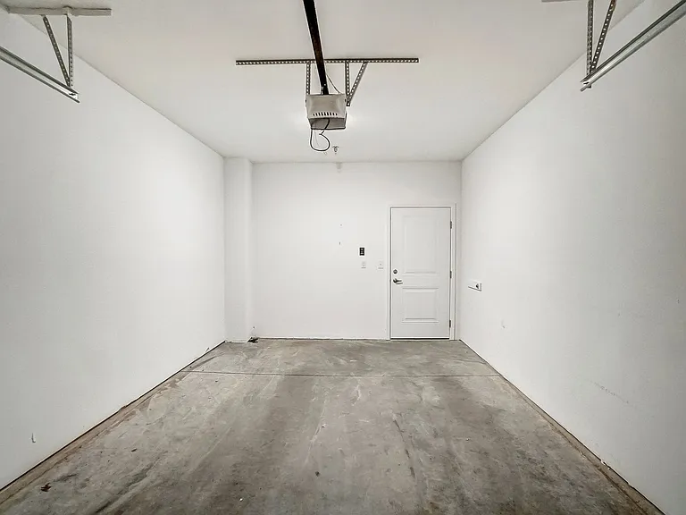 Premier Flats — Photo 20