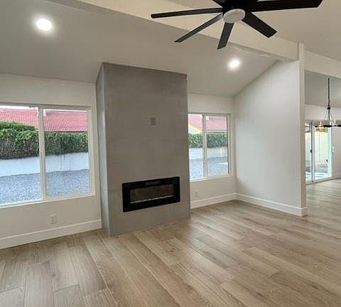 4th image of 11046 E Becker Ln