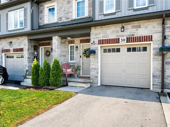 30 Cleland Ave, Ancaster, ON L9K 0J9