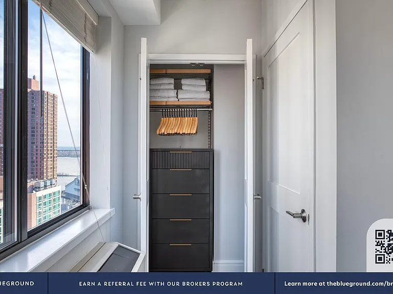 354 E 91st St #2202 — Photo 14