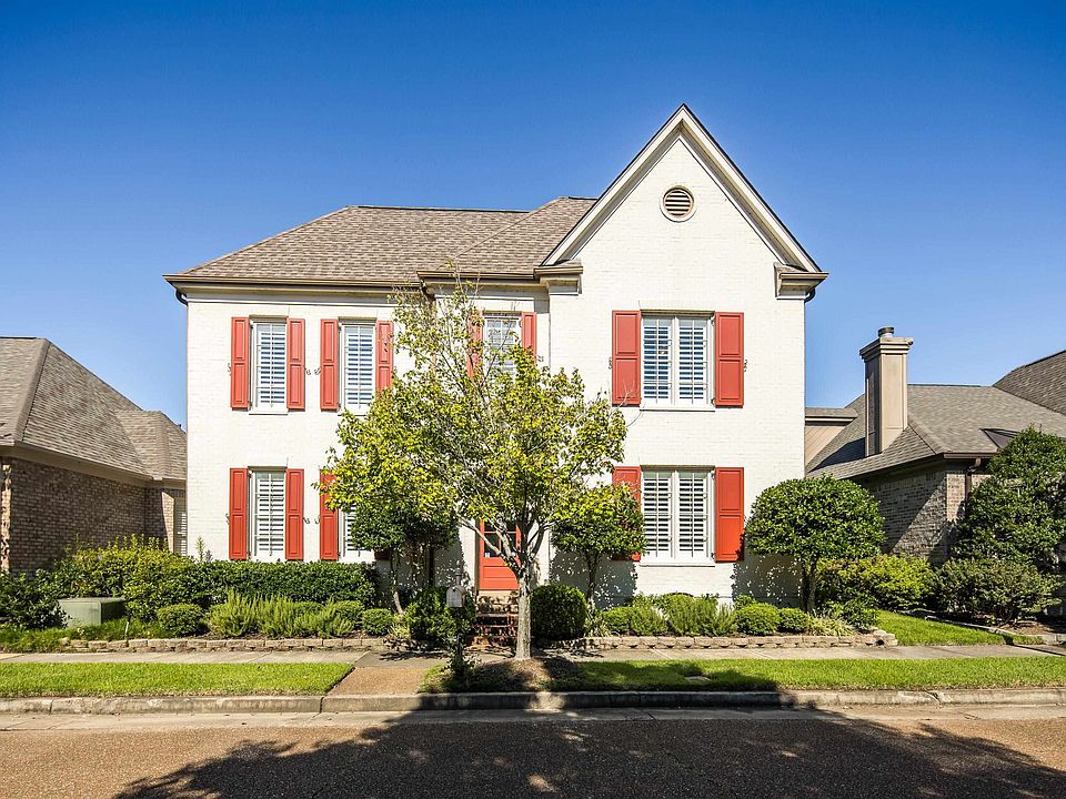 1st image of 1903 E Laurel Hollow Ln