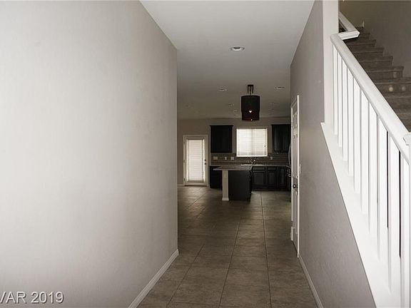 3rd image of 11310 Castor St