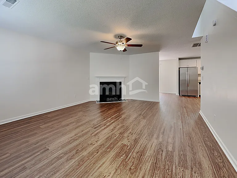 211 Calla Lilly Ln — Photo 7