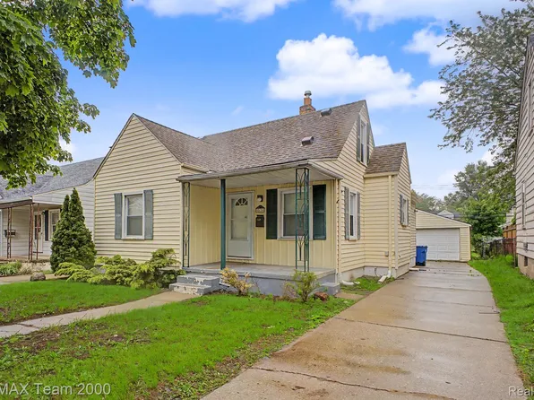 5635 Westpoint St, Dearborn Heights, MI 48125