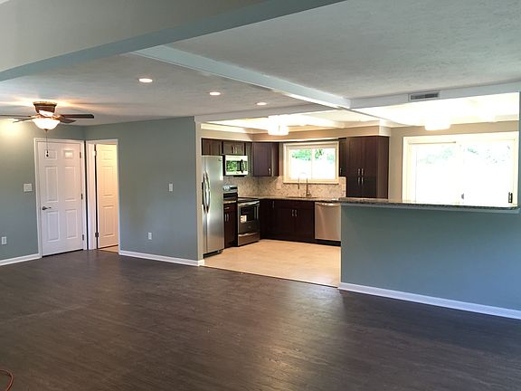 2nd image of 2431 Periwinkle Dr