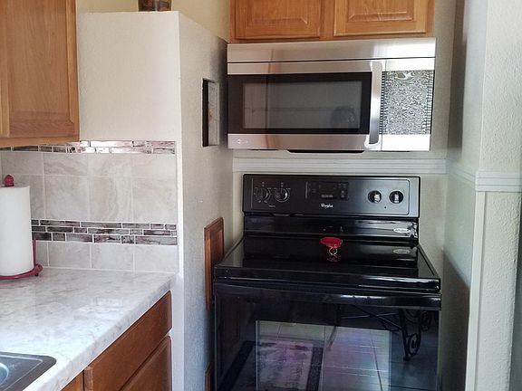 4th image of 203 Carolina St APT 3