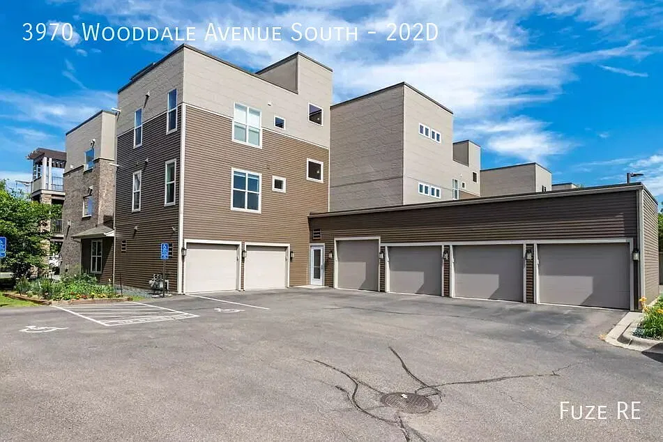 Luxury Condo in Saint Louis Park! — Photo 2