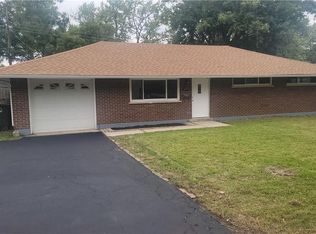 273 Ironwood Dr, West Carrollton, OH 45449