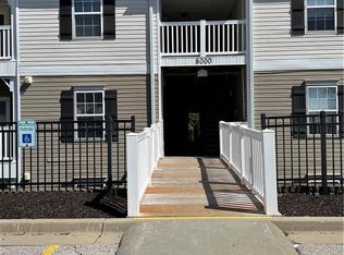 8000 N Drury Ave UNIT 2B, Kansas City, MO 64119