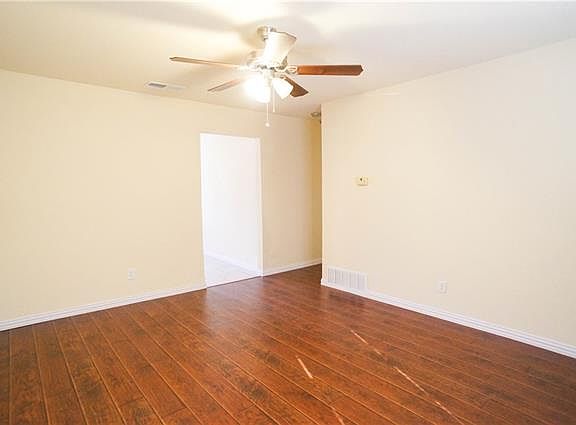 2nd image of 6570 Cinnamon Oaks Dr
