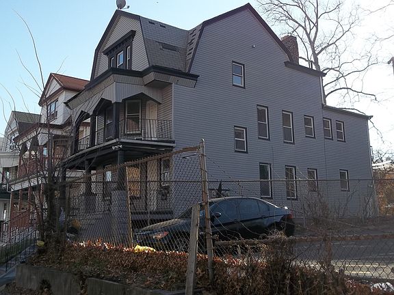 3rd image of 507 Park Ave