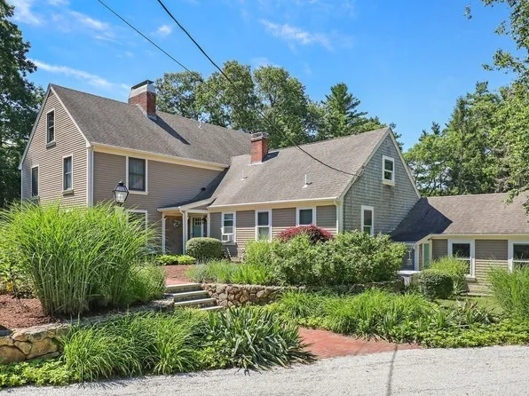 128 Converse Rd, Marion, MA 02738