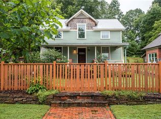 61 King St, Brevard, NC 28712