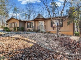 423 Mountain View Dr, Columbus, NC 28722