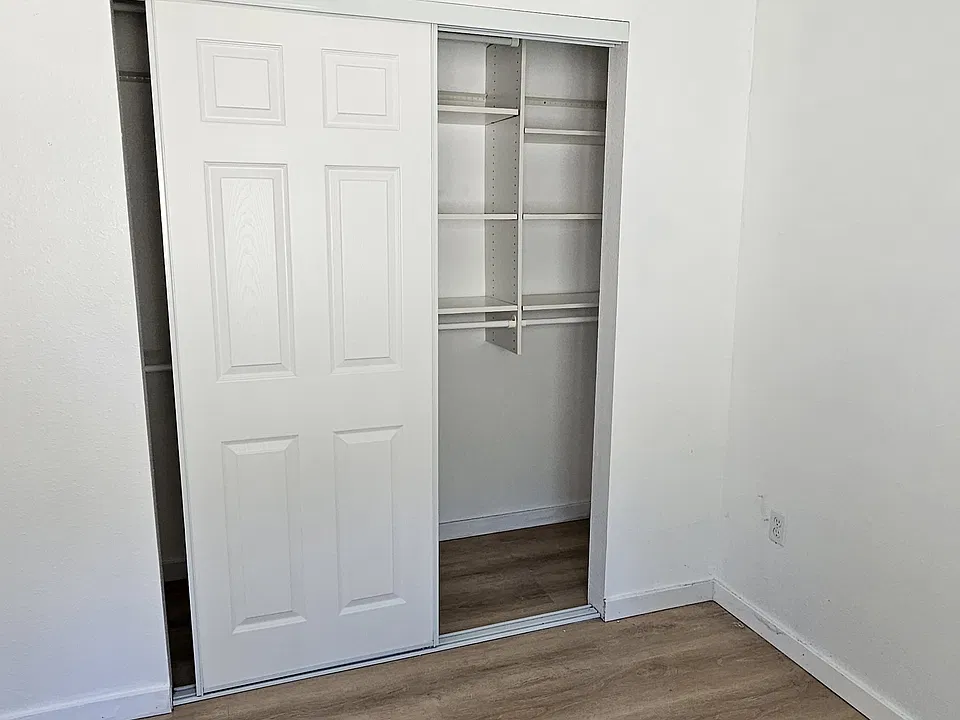 Bd room Door